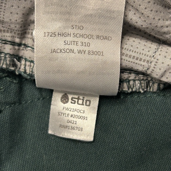 Stio Pants Men’s 32R Green Rivet Canvas Durable Hiking Outdoors Gusset Workwear - Picture 13 of 13